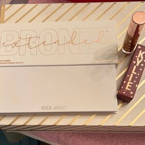 Bronze Eyeshadow Palette and Lipstick Set